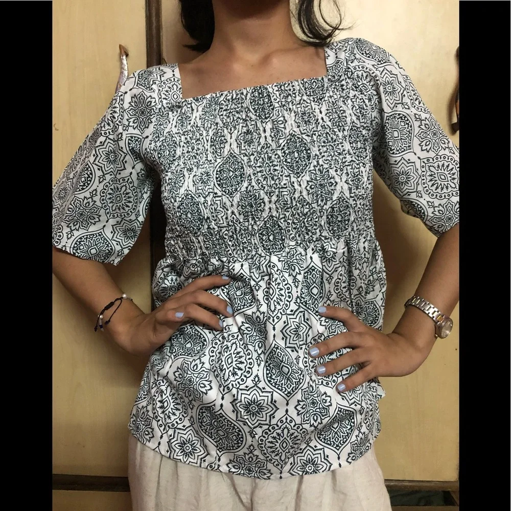 Printed top - Picture 2 of 4